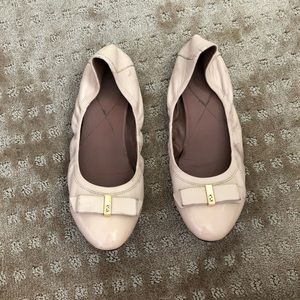 Cole Haan Tali blow flats size 8.5 GUC nude